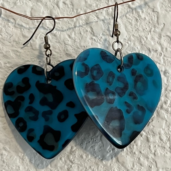 Blue Heart-Shaped Leopard Print Earrings - Picture 1 of 2